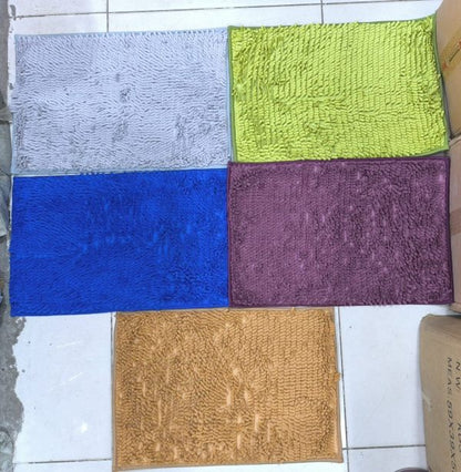 Water Absorbant Microfiber Door Matts (Random Colour)